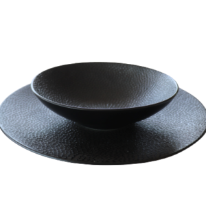 Assiette plate noire