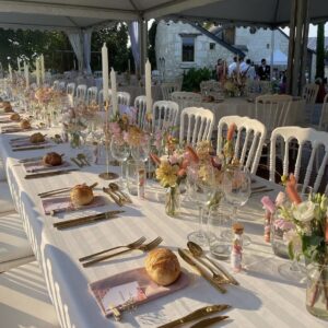 Nappe rectangulaire blanche